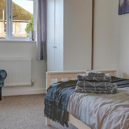 Didcot- Private Flat With Garden & Parking 04 Leilighet Eksteriør bilde